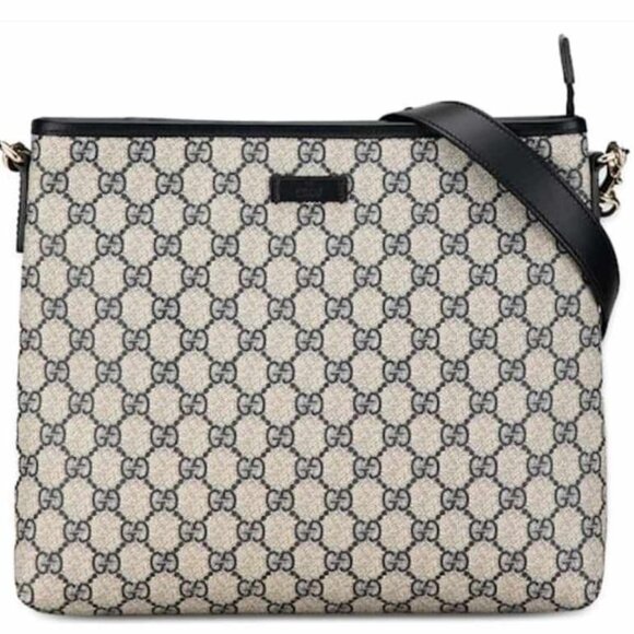 Gucci Handbags - 100% Authentic Gucci Leather Messenger Crossbody 450-102024